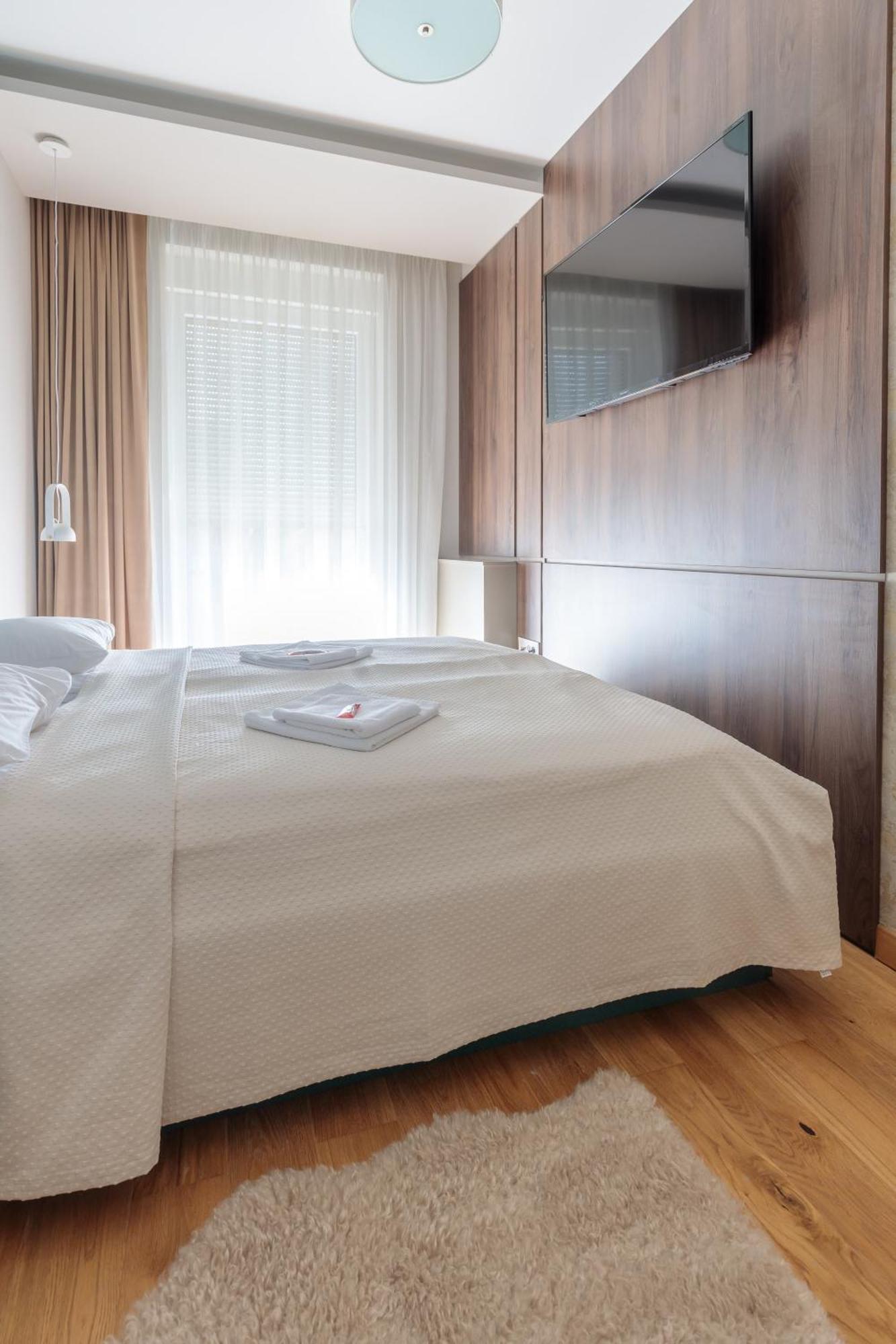 Donner Luxury Apartman Суботица Экстерьер фото